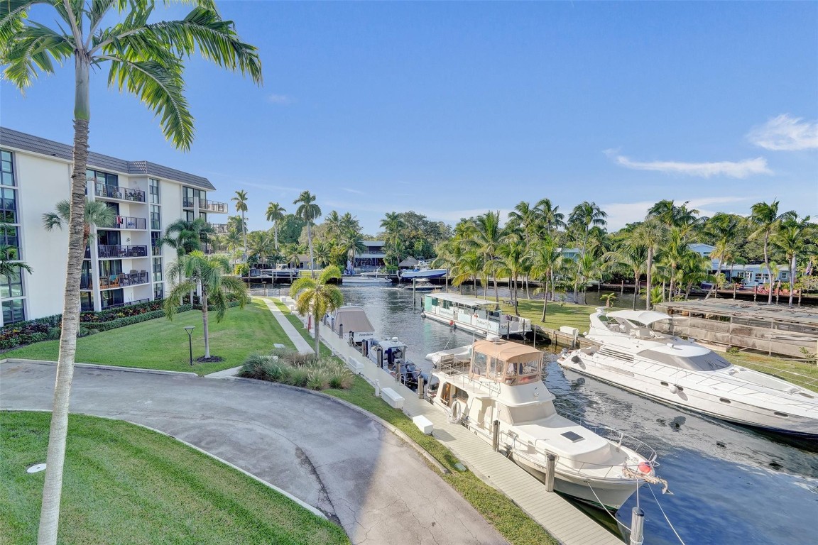 1301 River Reach Dr #309 Fort Lauderdale, FL 33315