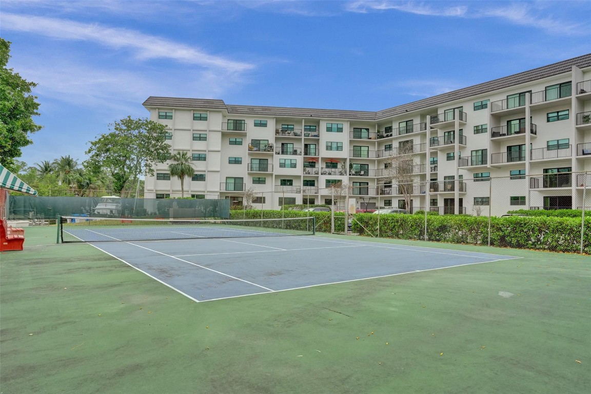 1301 River Reach Dr #309 Fort Lauderdale, FL 33315