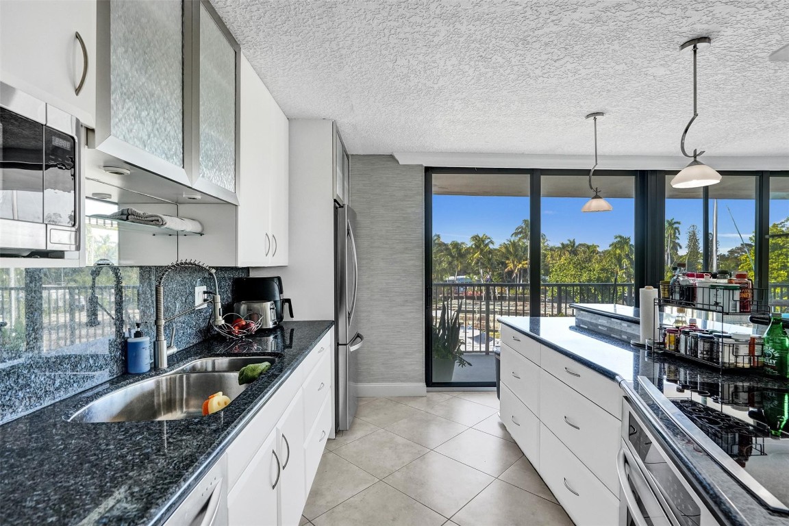 1301 River Reach Dr #309 Fort Lauderdale, FL 33315