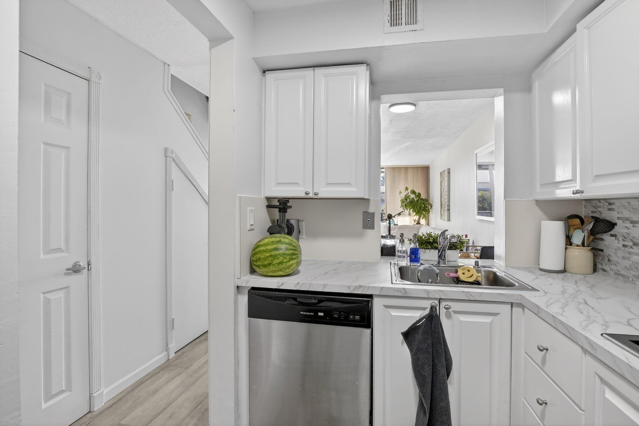 1531 SE 15th #7 Fort Lauderdale, FL 33316