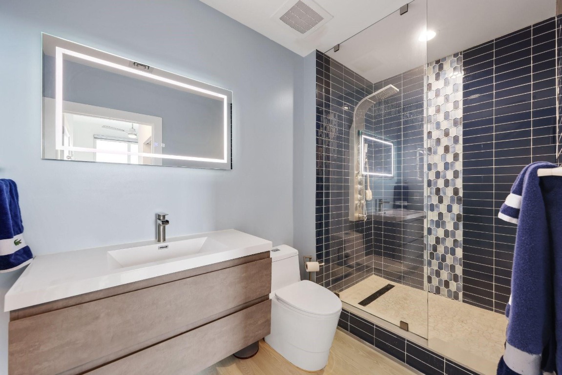 511 SE 5th #2412 Fort Lauderdale, FL 33301