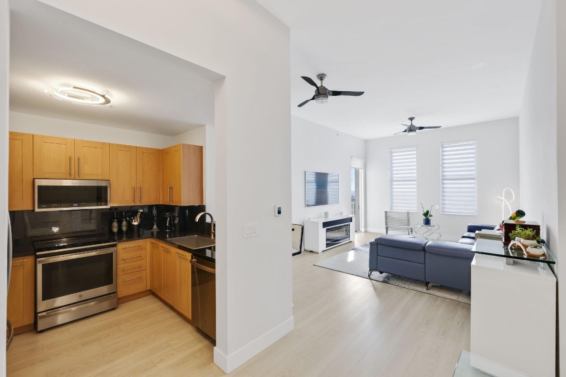 511 SE 5th #2412 Fort Lauderdale, FL 33301