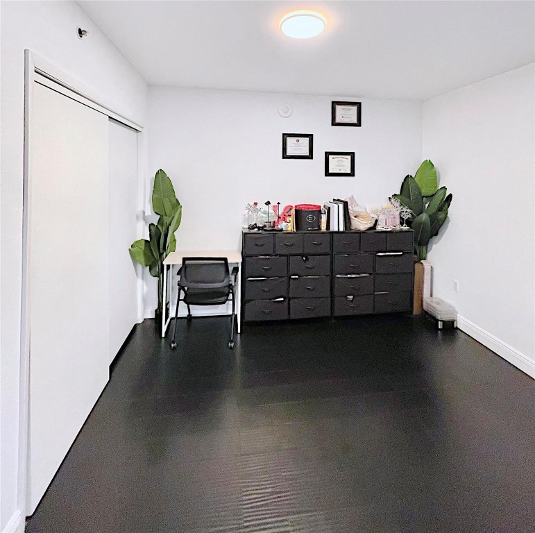 image Beach Club 212