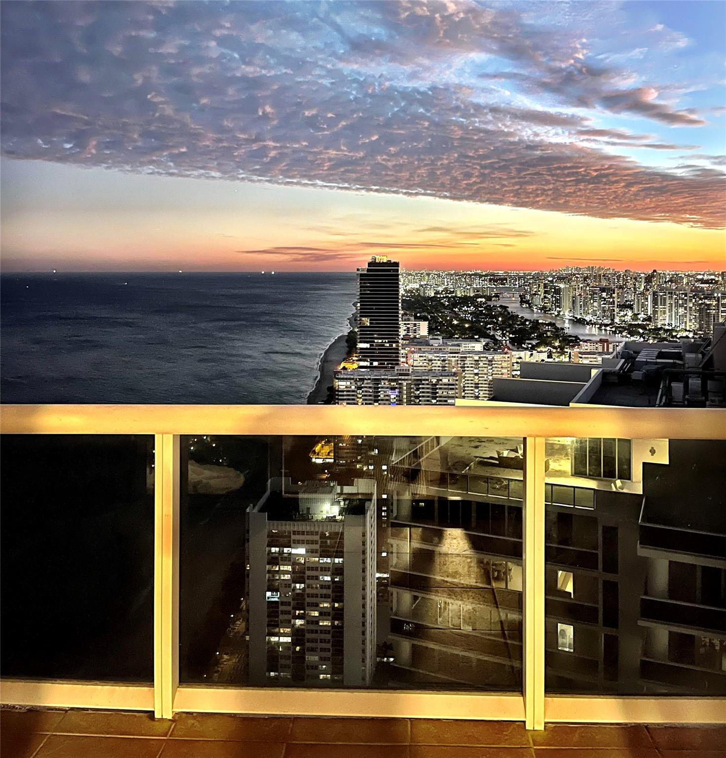 image Beach Club 221