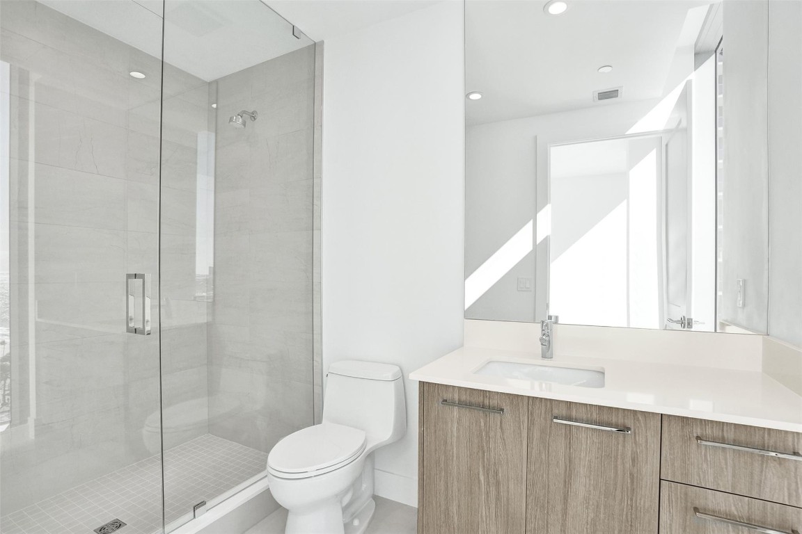 151 N Seabreeze #1101-E Fort Lauderdale, FL 33304