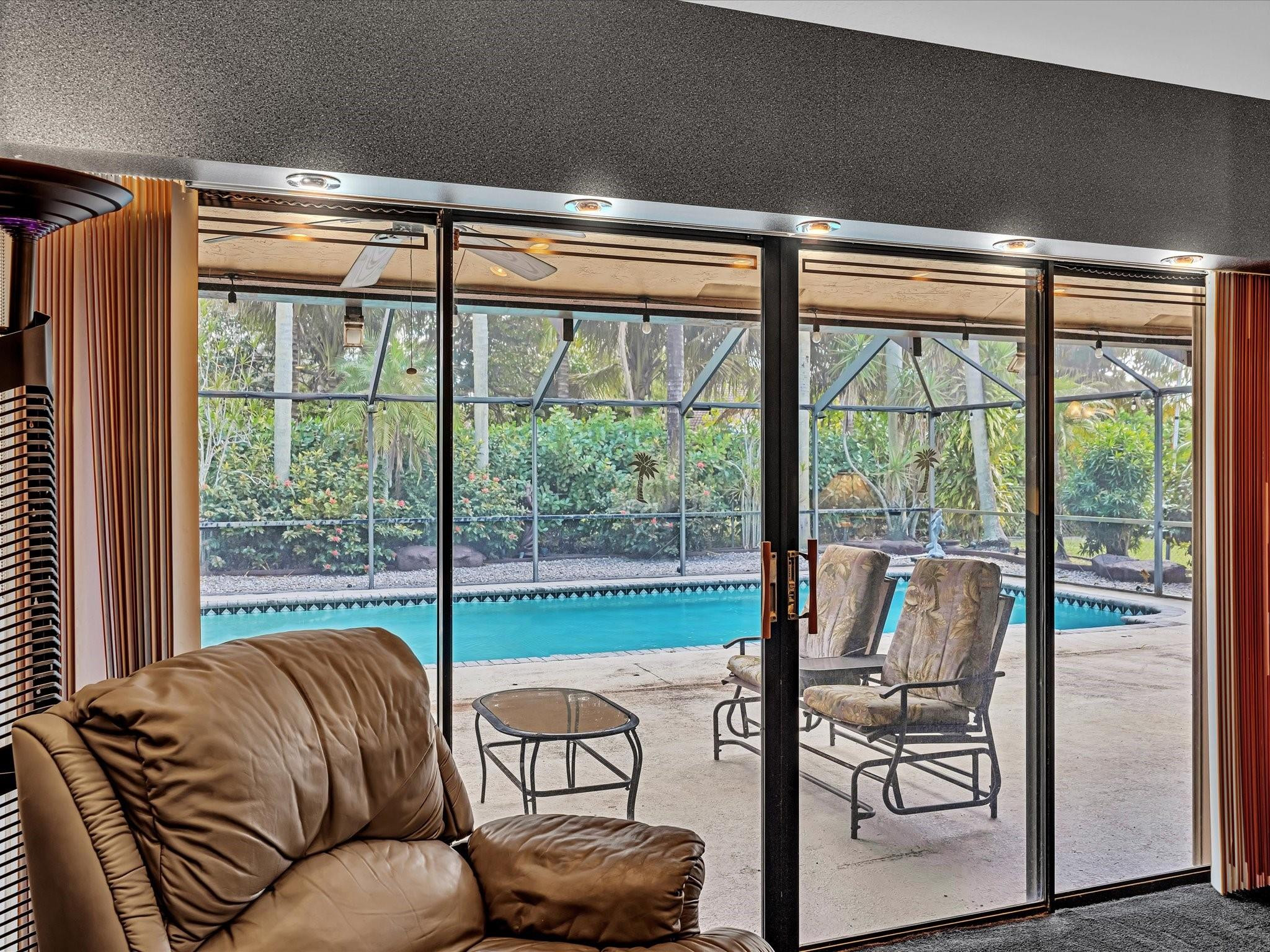 5355 N Springs Coral Springs, FL 33076