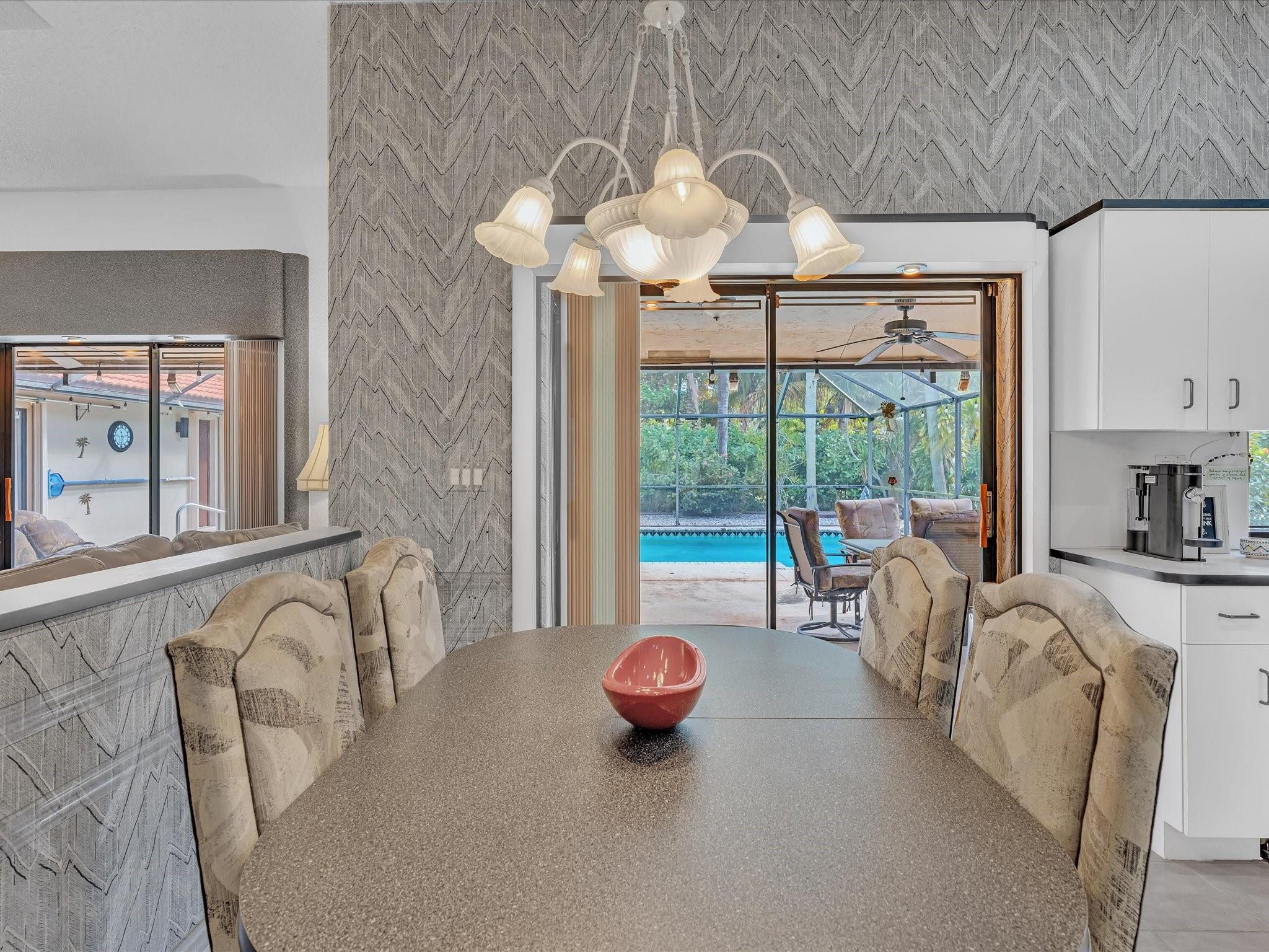 5355 N Springs Coral Springs, FL 33076