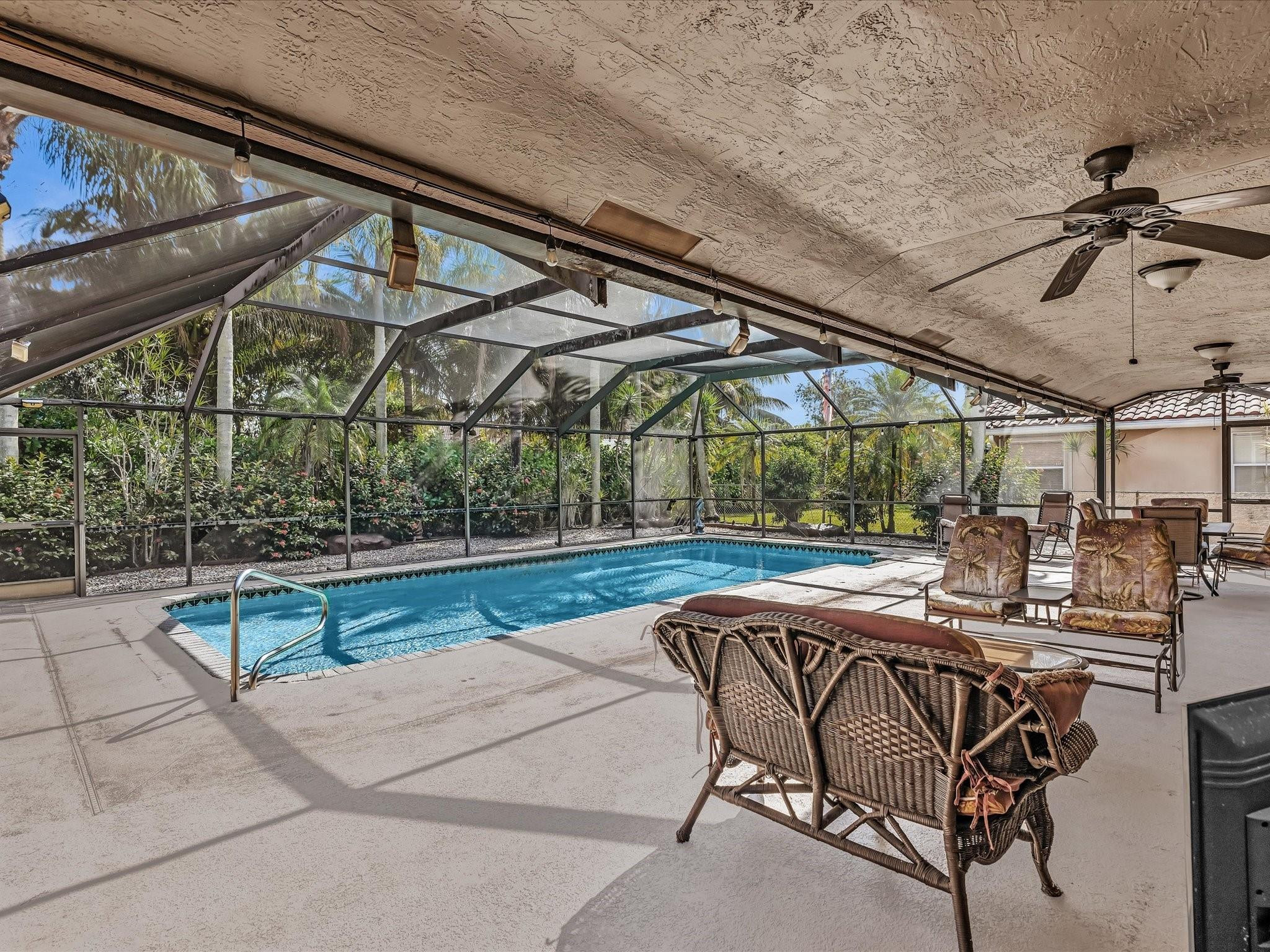 5355 N Springs Coral Springs, FL 33076