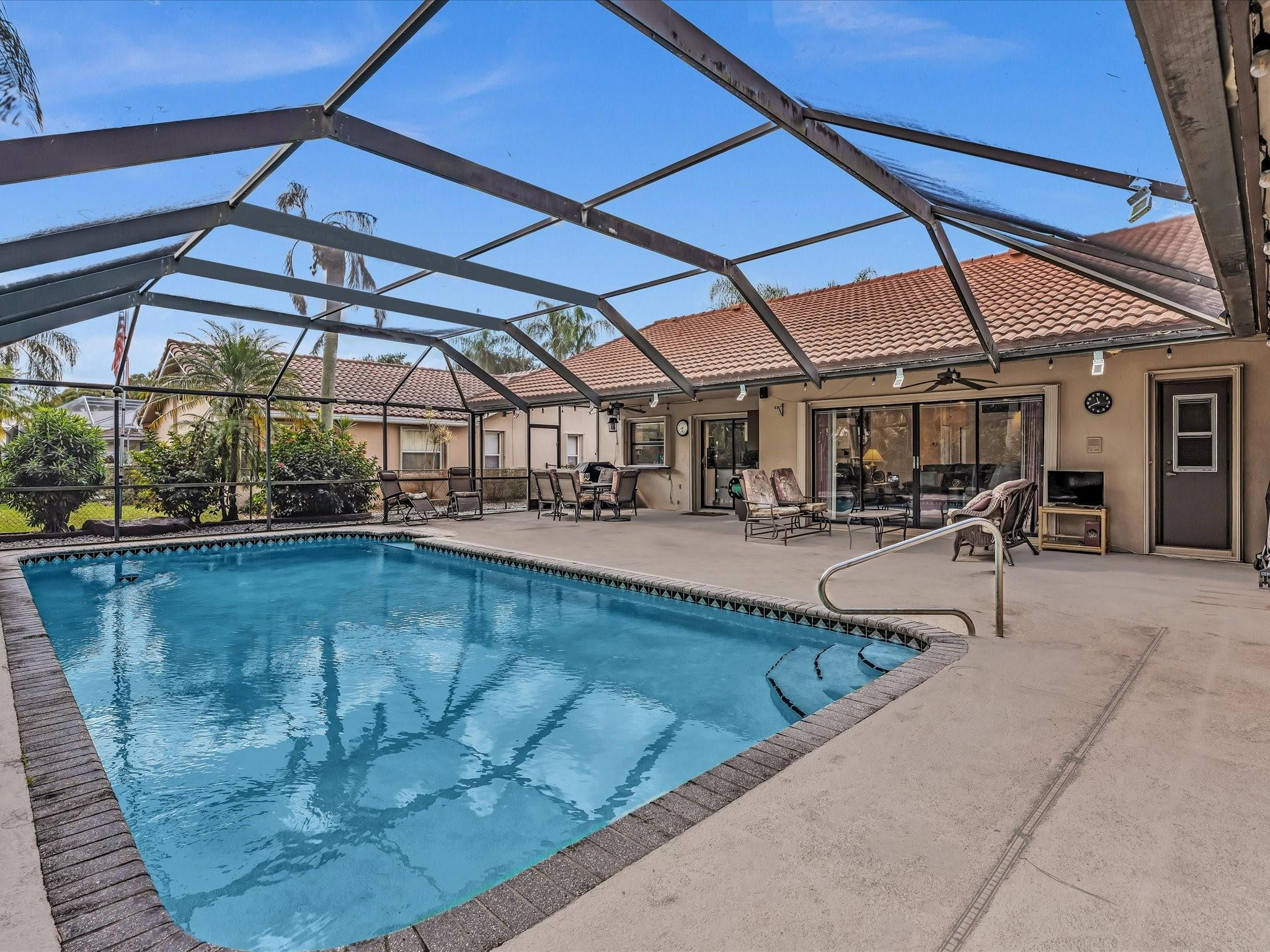 5355 N Springs Coral Springs, FL 33076