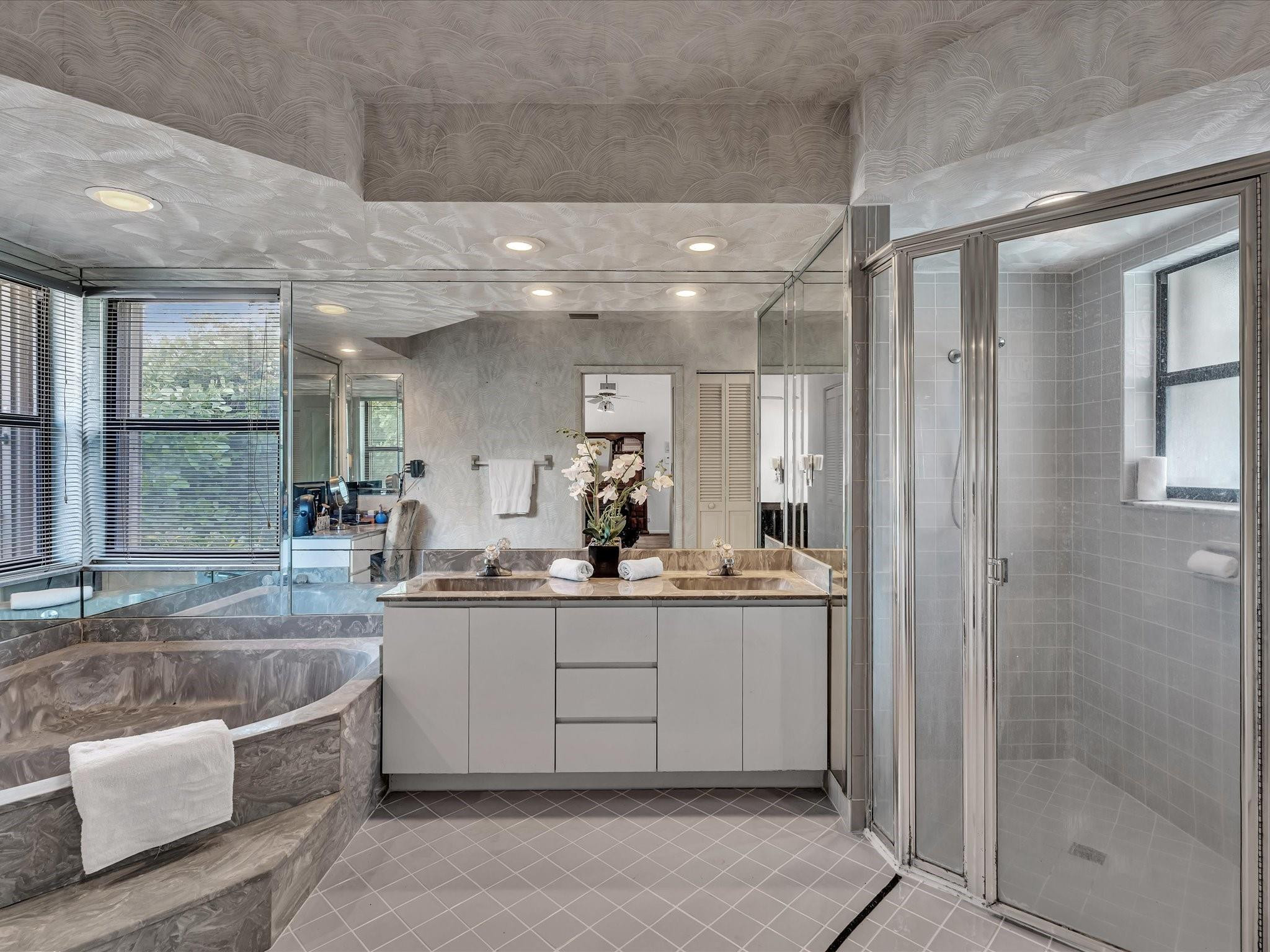 5355 N Springs Coral Springs, FL 33076