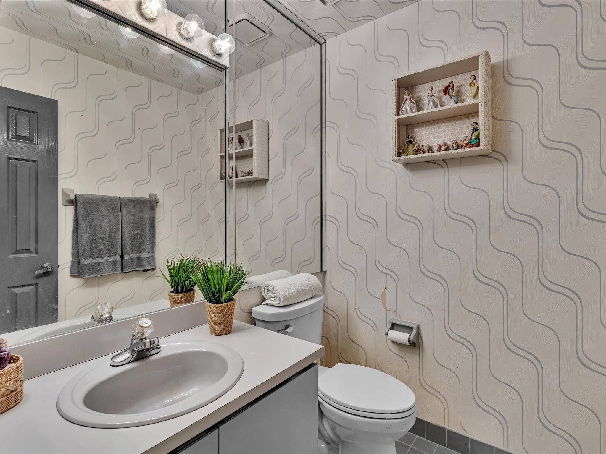 5355 N Springs Coral Springs, FL 33076