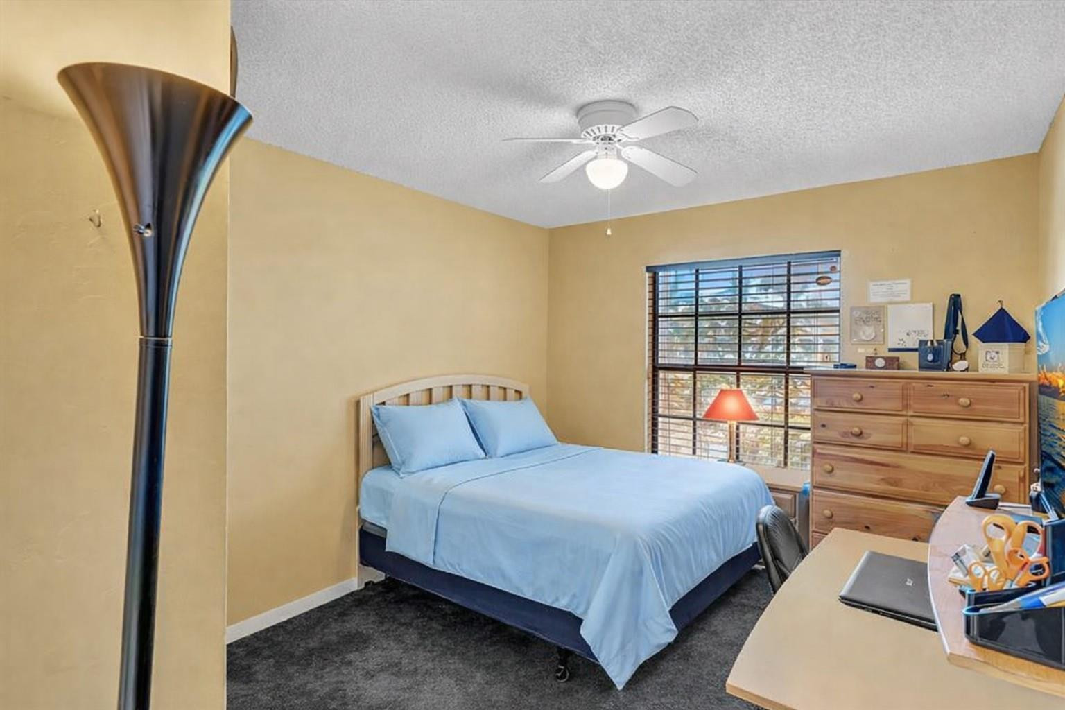 5355 N Springs Coral Springs, FL 33076