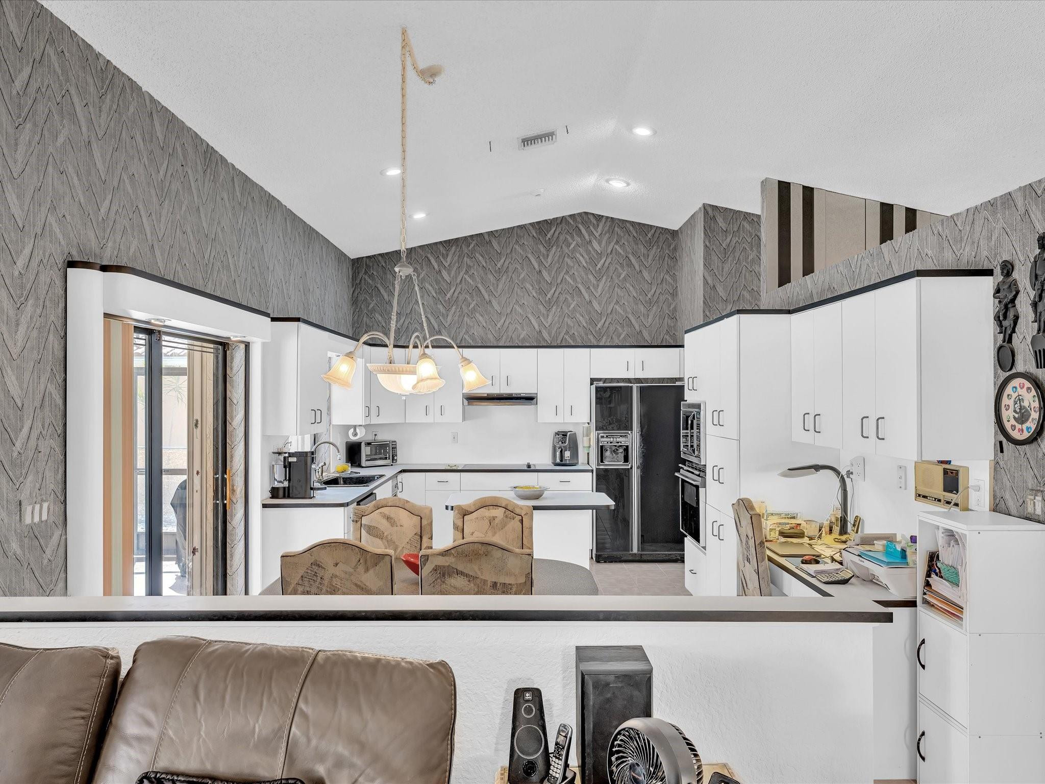 5355 N Springs Coral Springs, FL 33076