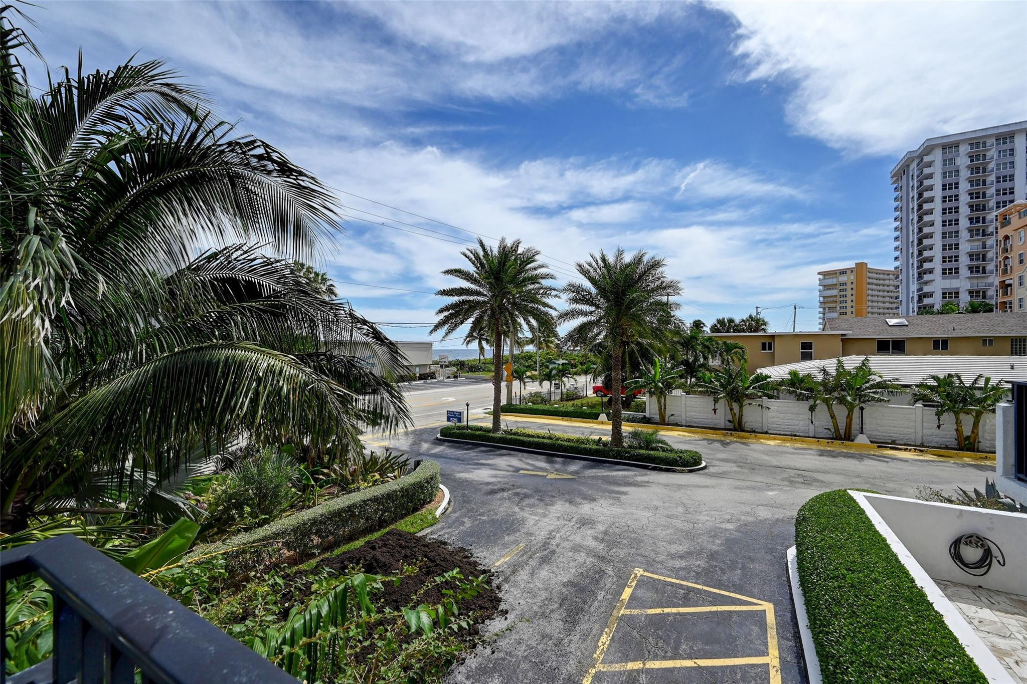 525 N Ocean #T-2 Pompano Beach, FL 33062