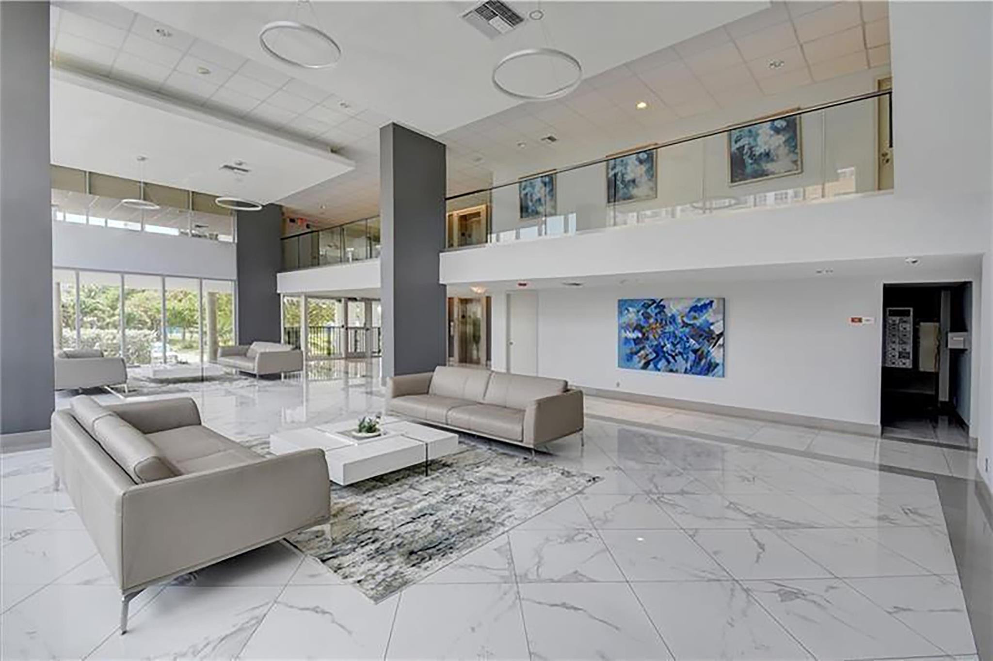 525 N Ocean #T-2 Pompano Beach, FL 33062