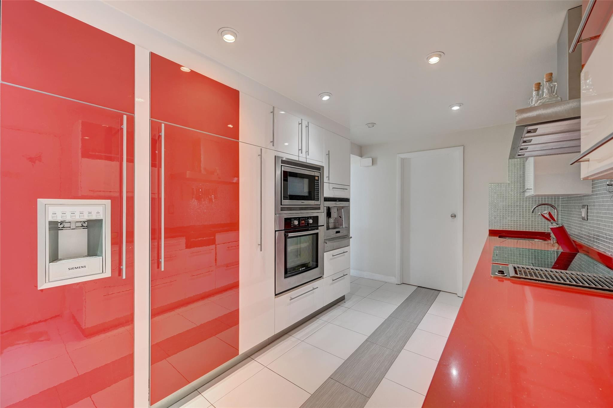 525 N Ocean #T-2 Pompano Beach, FL 33062