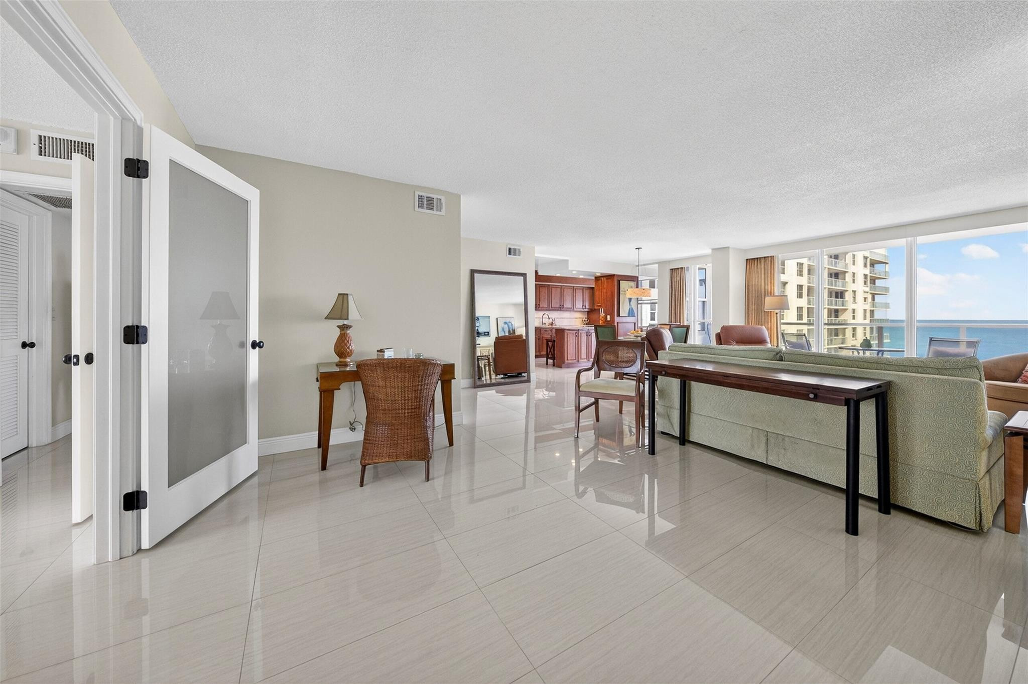 4300 N Ocean #14E Fort Lauderdale, FL 33308