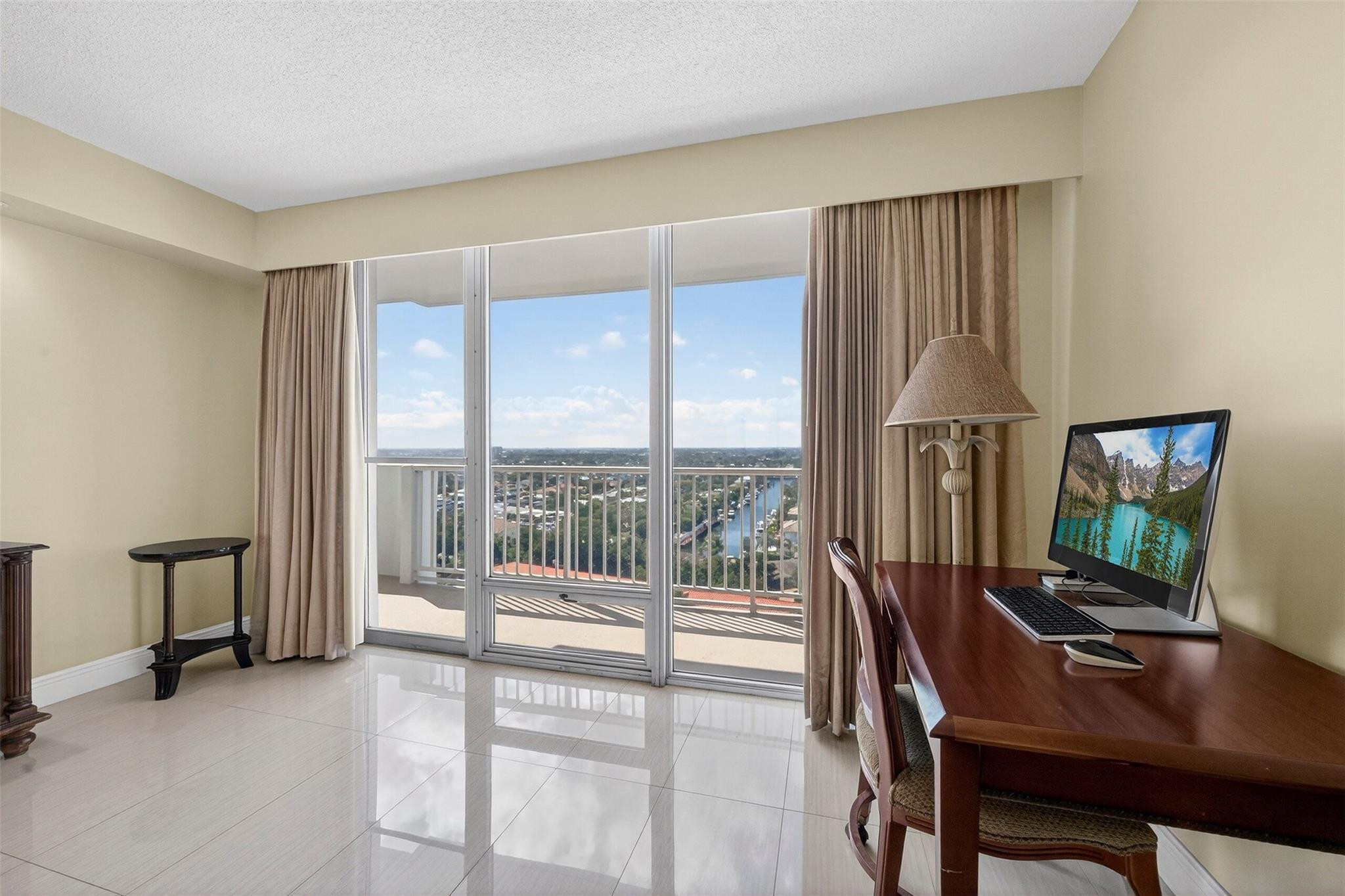 4300 N Ocean #14E Fort Lauderdale, FL 33308