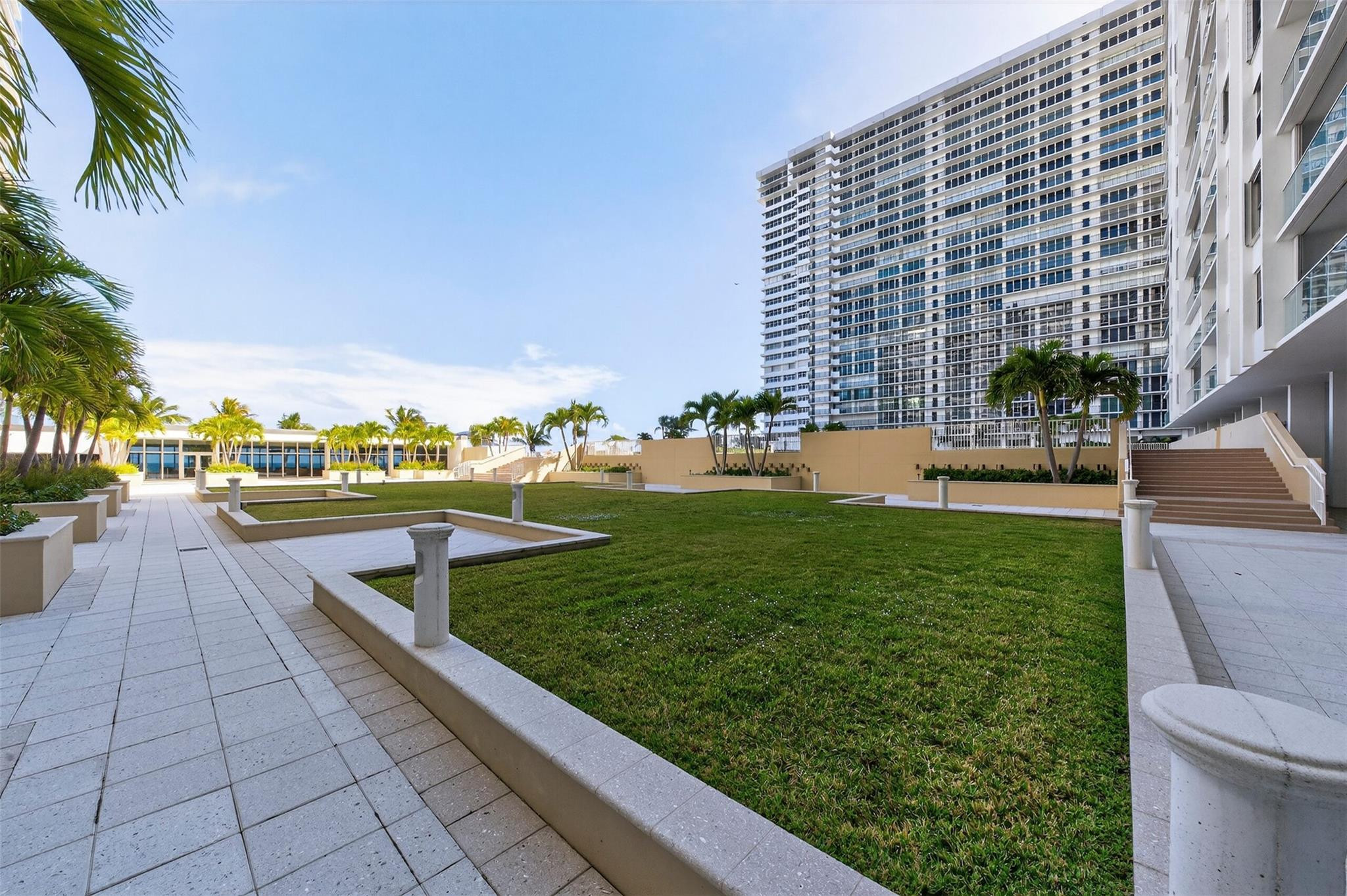4300 N Ocean #14E Fort Lauderdale, FL 33308