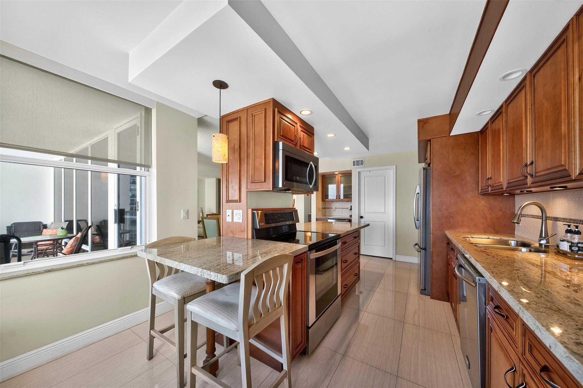 4300 N Ocean #14E Fort Lauderdale, FL 33308