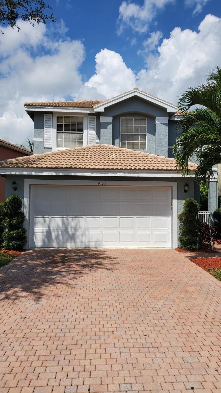 5123 Aurora Lake Circle