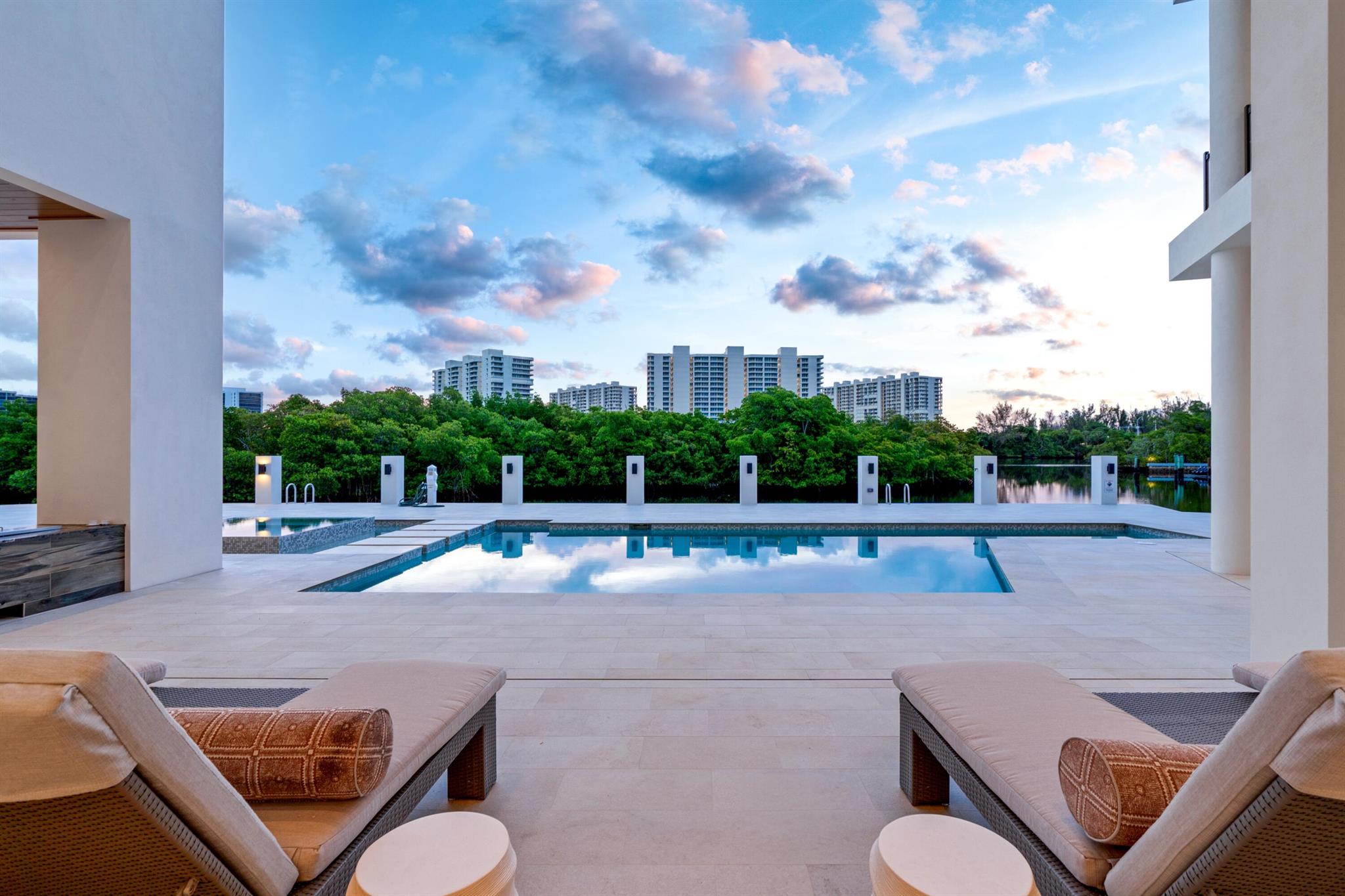 4080 Ibis Pt Cir Boca Raton, FL 33431