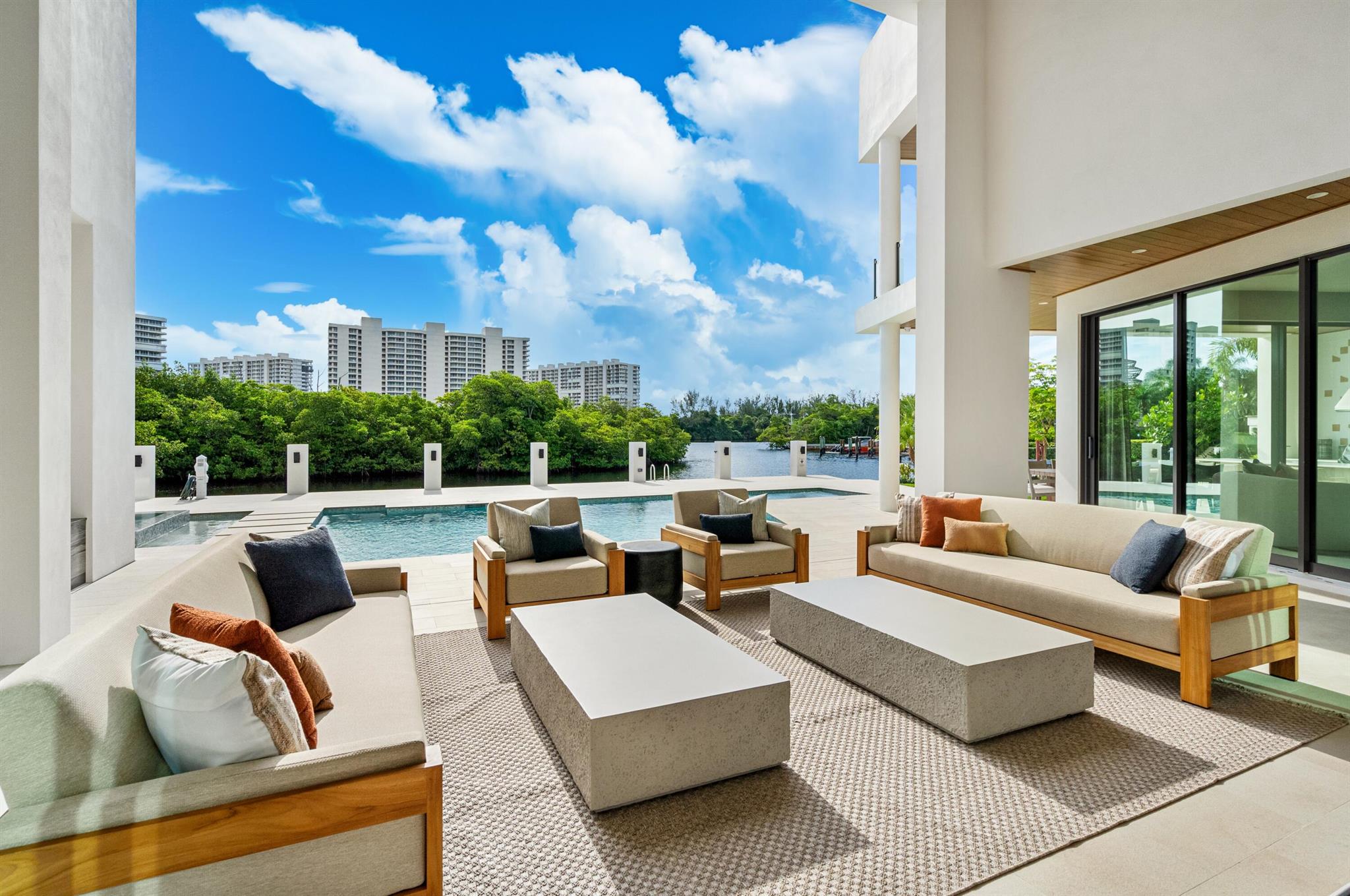 4080 Ibis Pt Cir Boca Raton, FL 33431