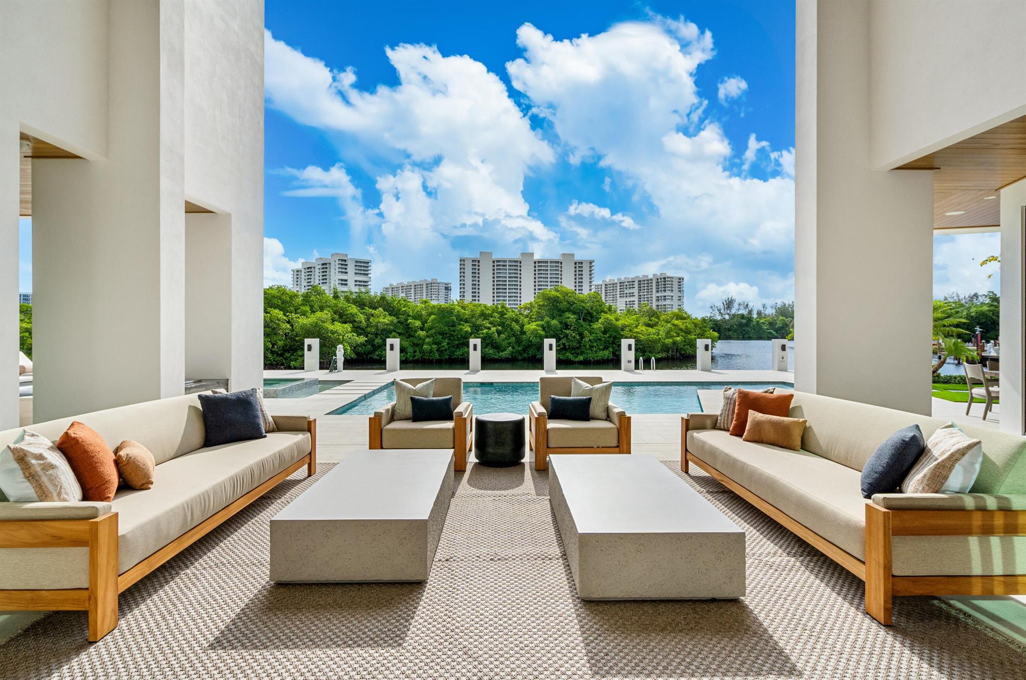 4080 Ibis Pt Cir Boca Raton, FL 33431