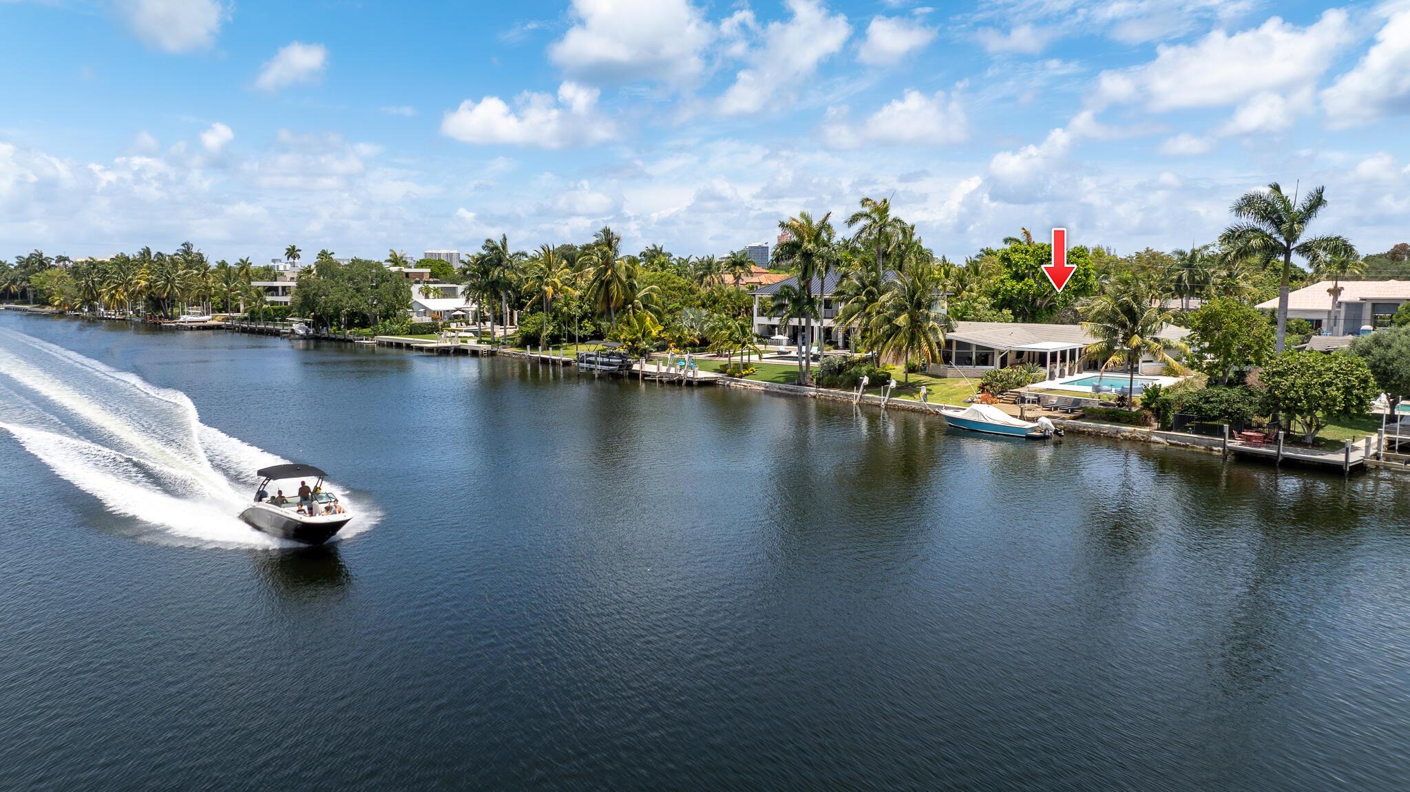 1425 Middle Riv Dr Fort Lauderdale, FL 33304