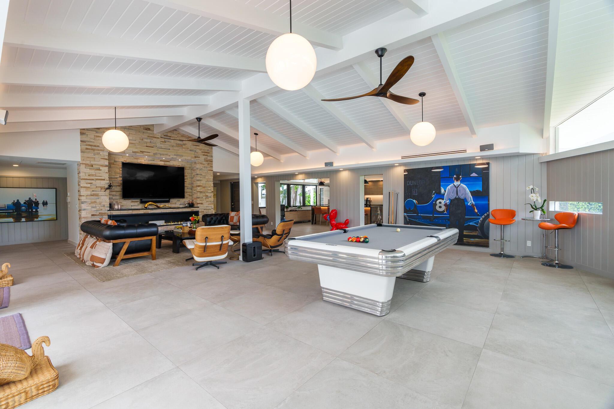 1425 Middle Riv Dr Fort Lauderdale, FL 33304