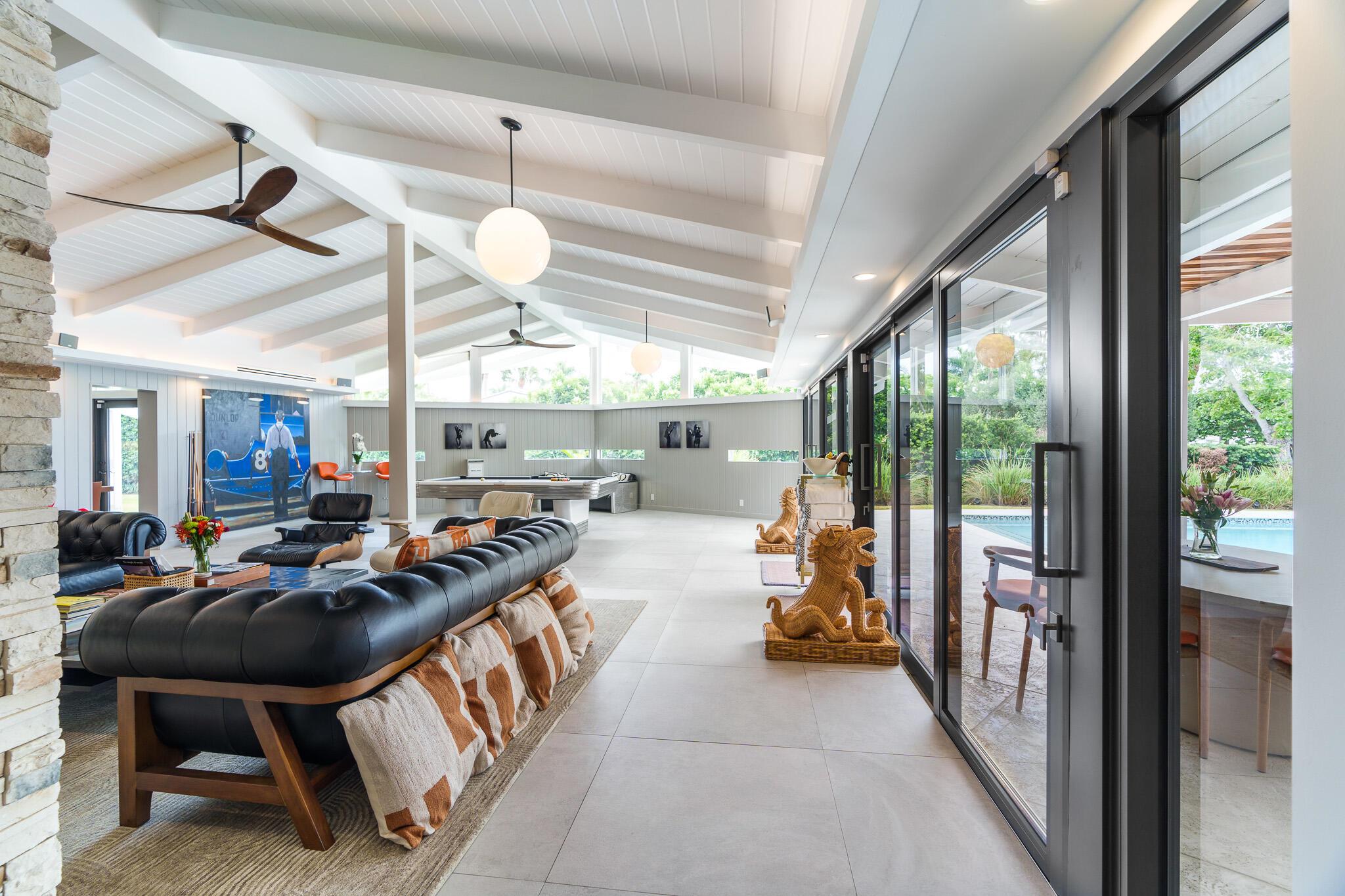 1425 Middle Riv Dr Fort Lauderdale, FL 33304