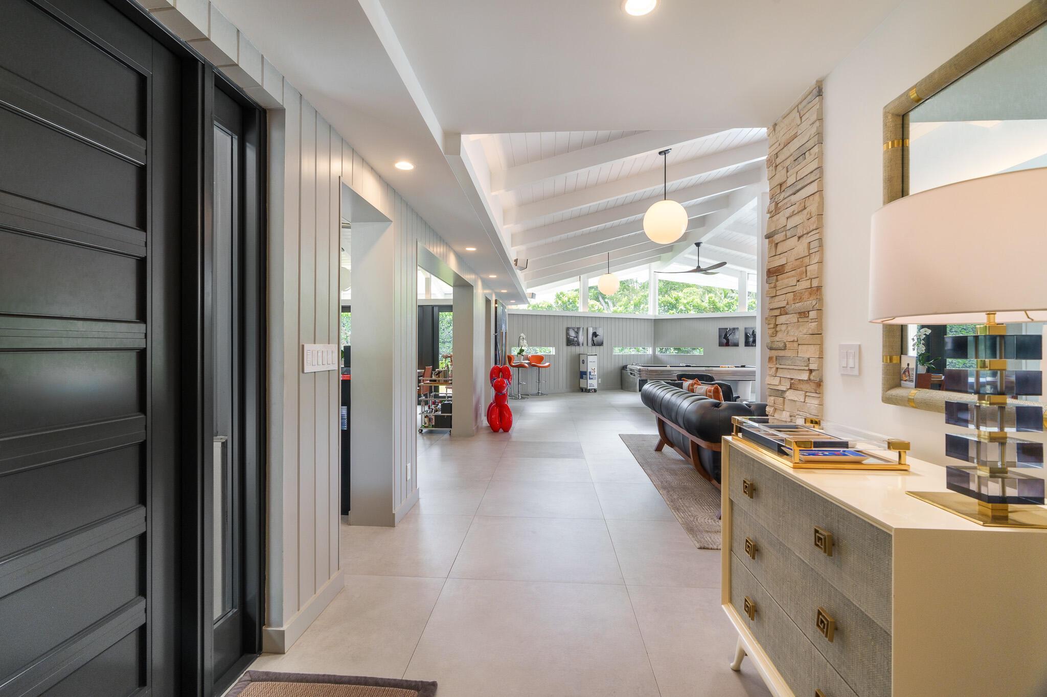 1425 Middle Riv Dr Fort Lauderdale, FL 33304