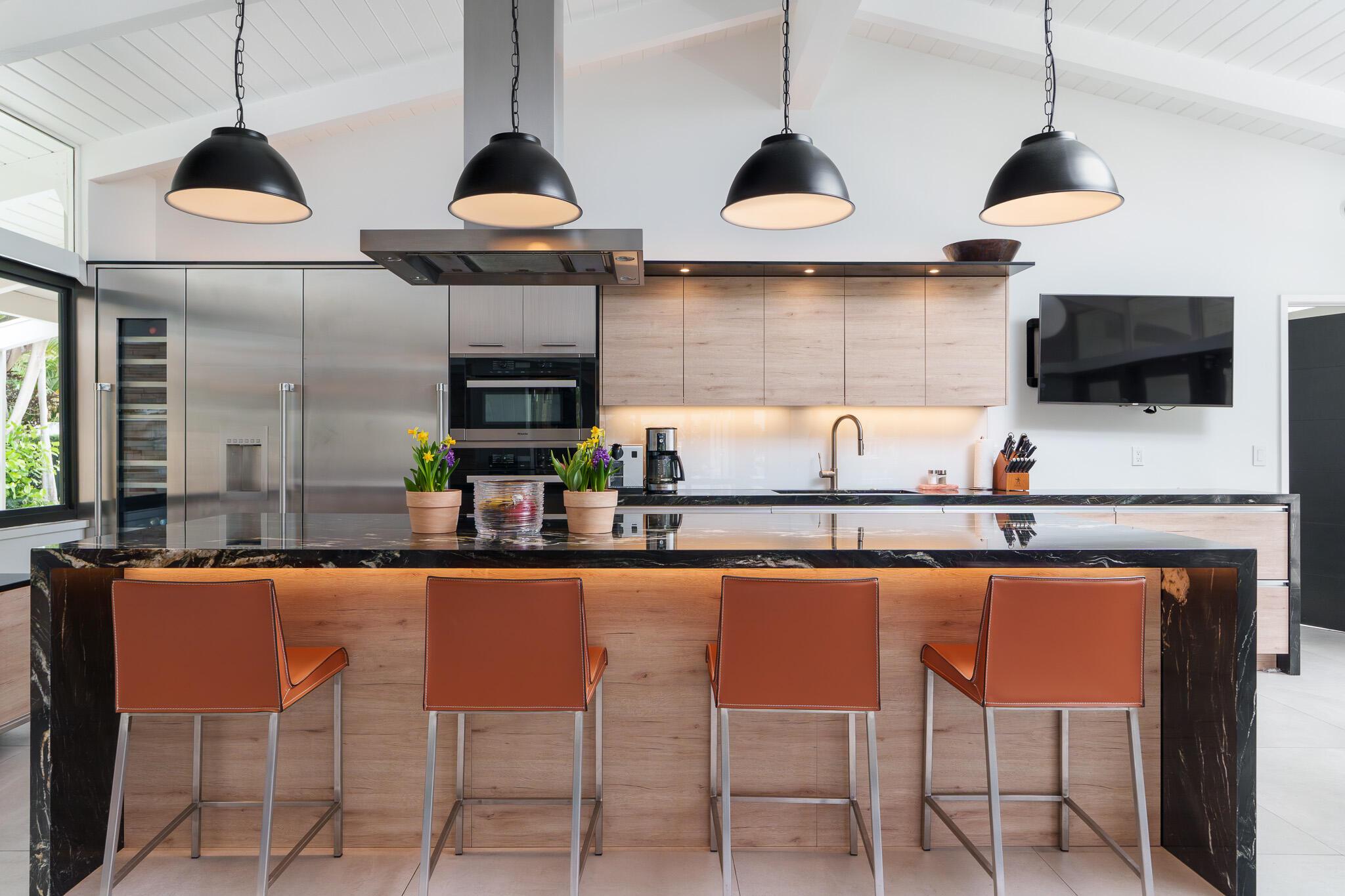 1425 Middle Riv Dr Fort Lauderdale, FL 33304