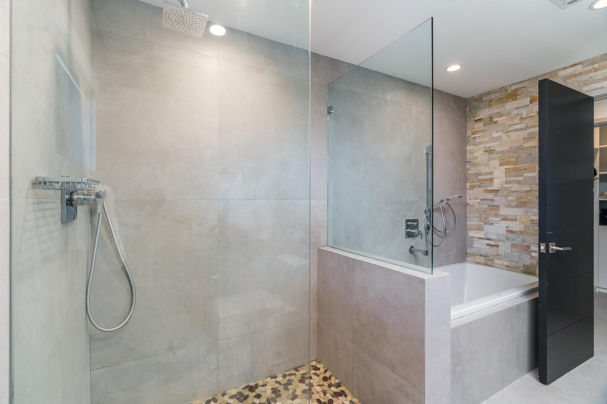 1425 Middle Riv Dr Fort Lauderdale, FL 33304