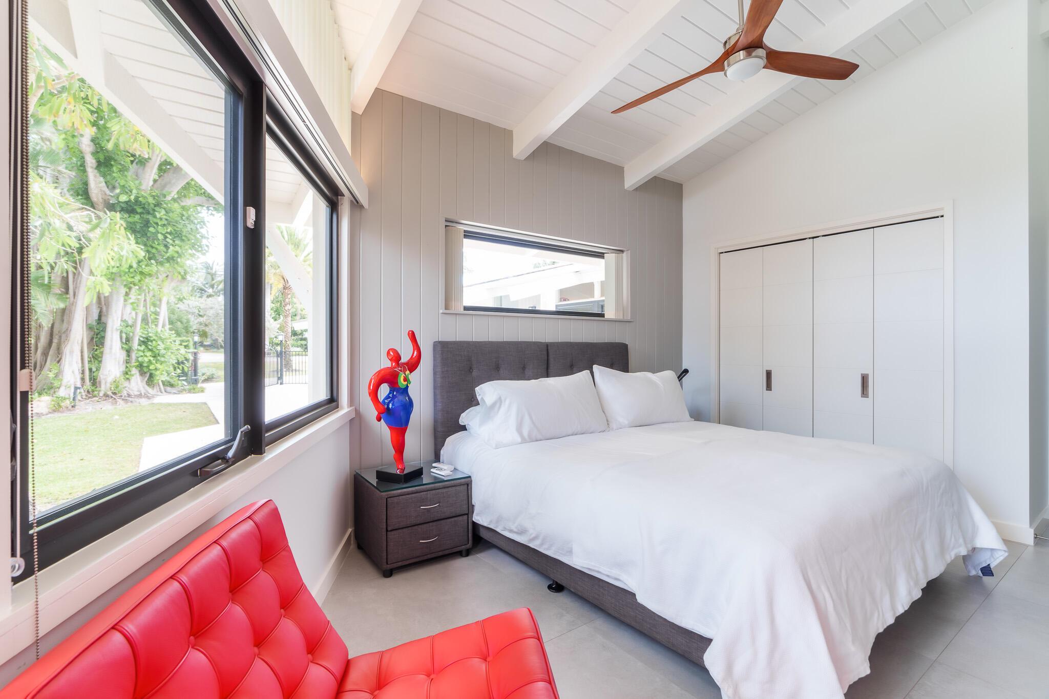 1425 Middle Riv Dr Fort Lauderdale, FL 33304