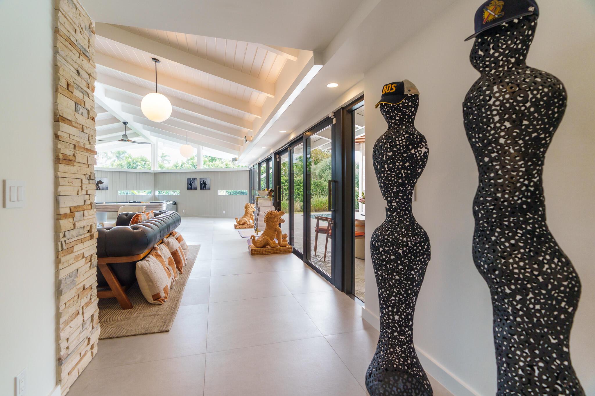 1425 Middle Riv Dr Fort Lauderdale, FL 33304