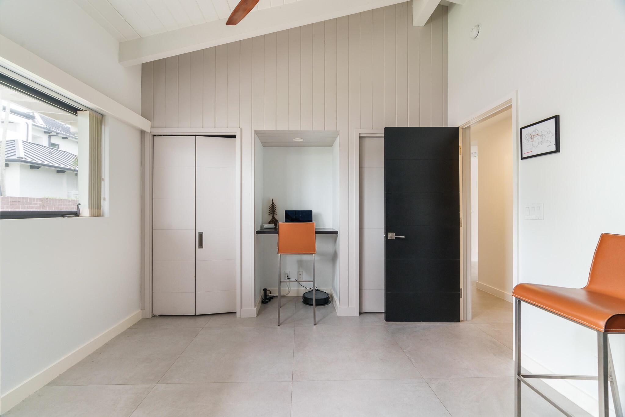 1425 Middle Riv Dr Fort Lauderdale, FL 33304