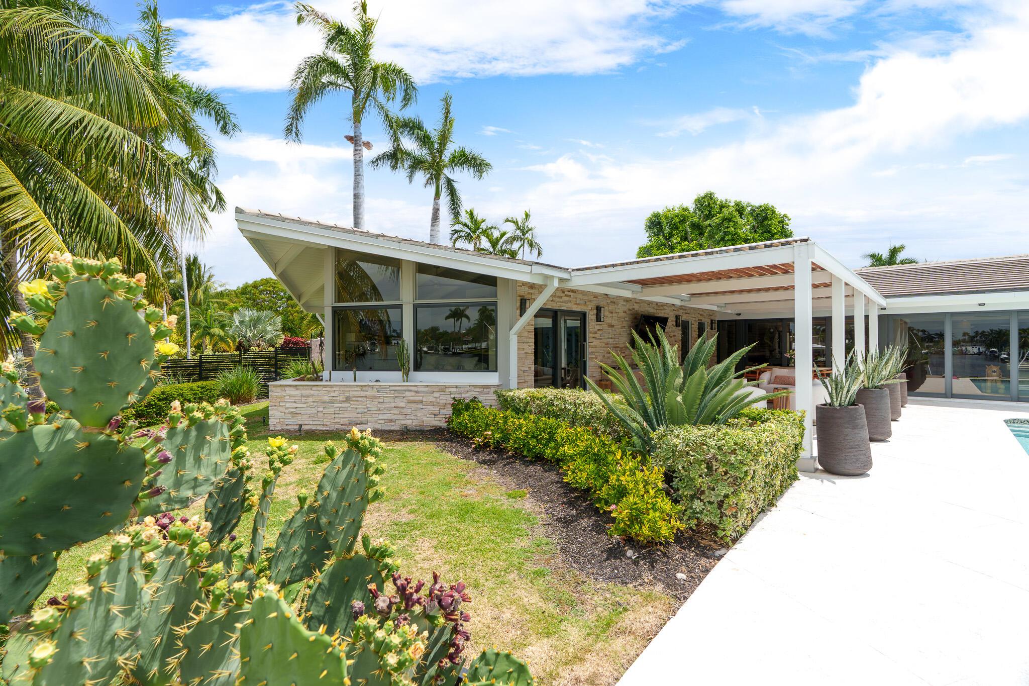 1425 Middle Riv Dr Fort Lauderdale, FL 33304