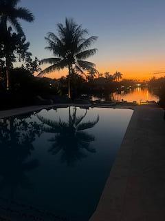 1425 Middle Riv Dr Fort Lauderdale, FL 33304