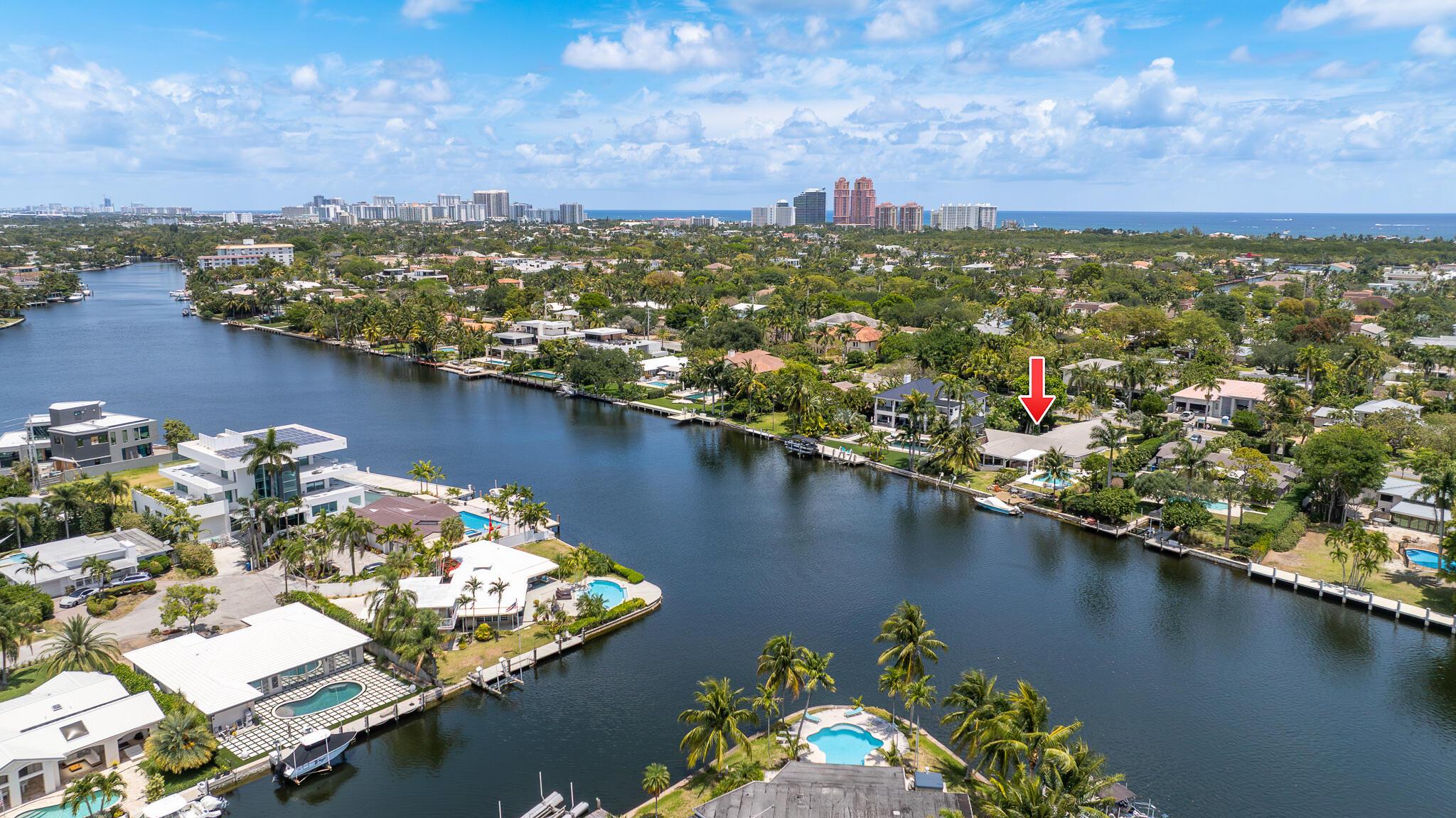 1425 Middle Riv Dr Fort Lauderdale, FL 33304