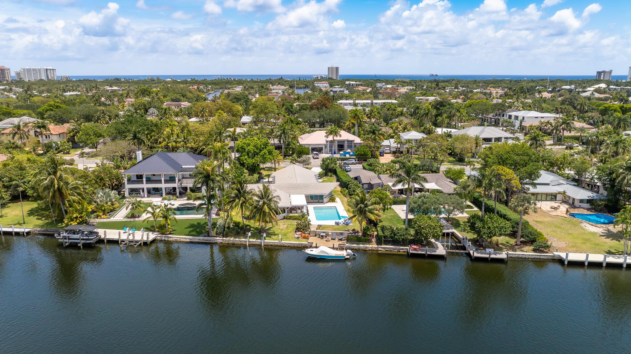 1425 Middle Riv Dr Fort Lauderdale, FL 33304