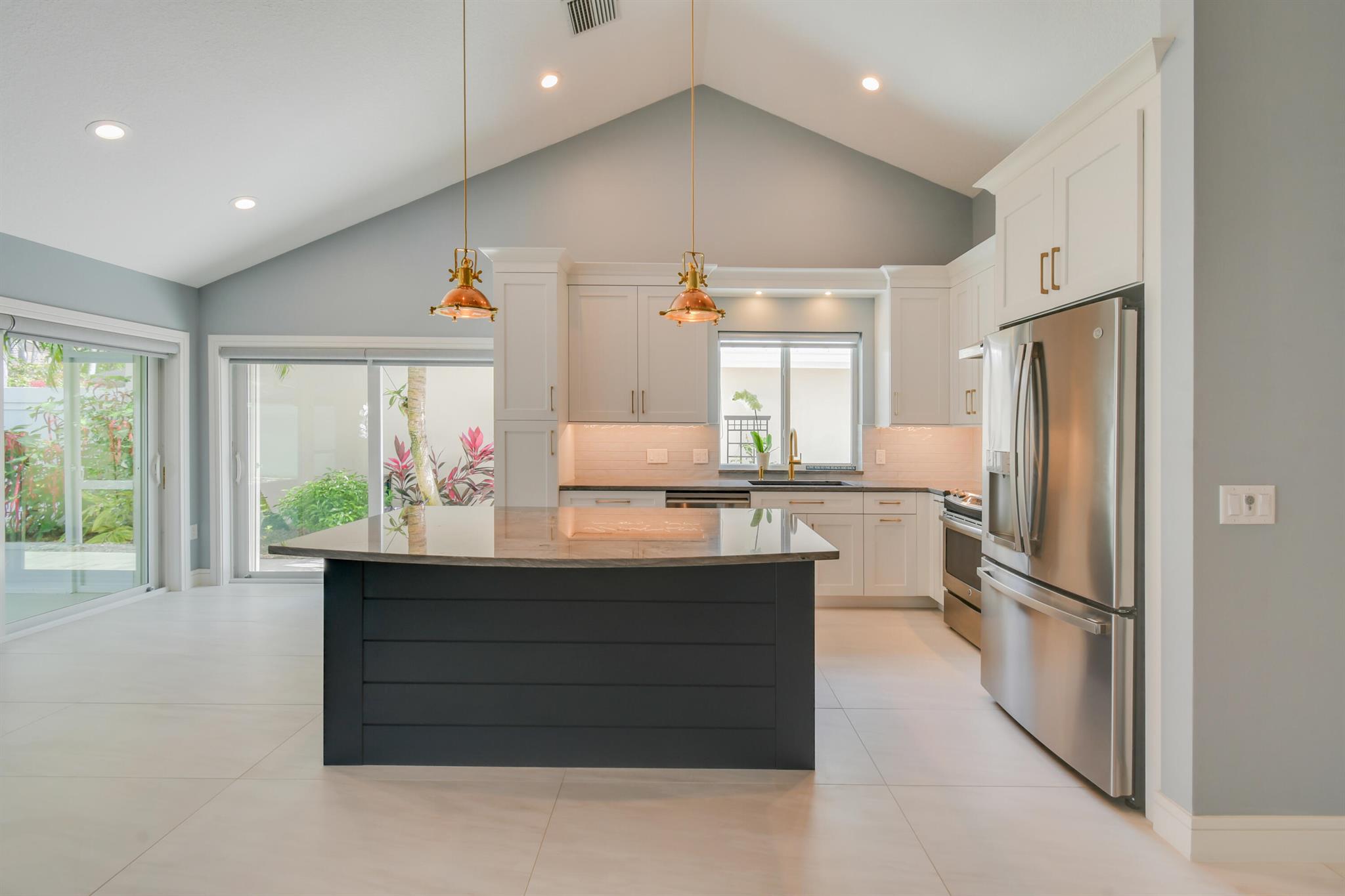 438 River Edge Rd Jupiter, FL 33477