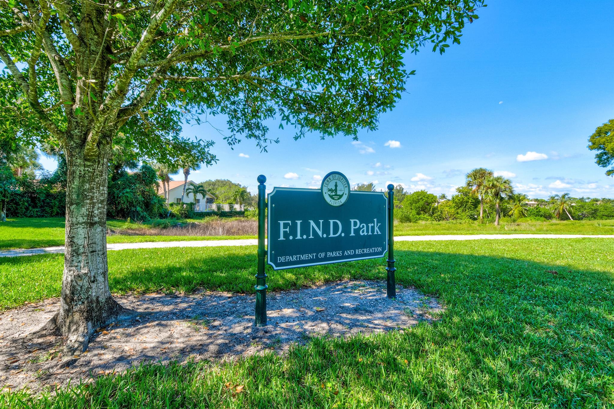 438 River Edge Rd Jupiter, FL 33477