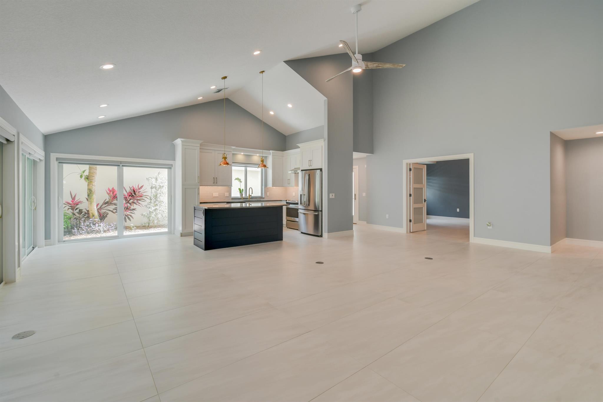 438 River Edge Rd Jupiter, FL 33477