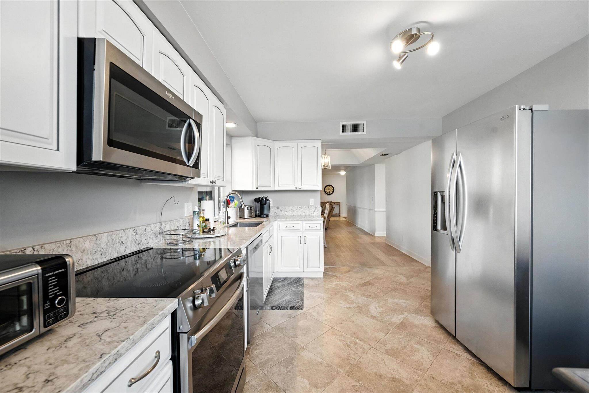 16913 Waterbend Dr #165 Jupiter, FL 33477