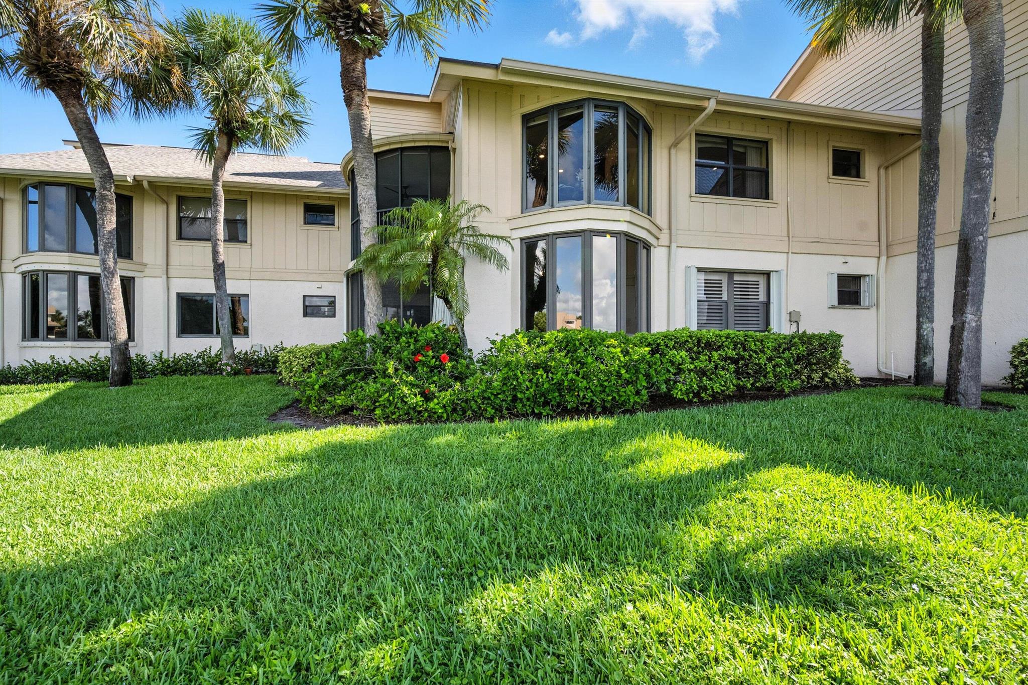 16913 Waterbend Dr #165 Jupiter, FL 33477