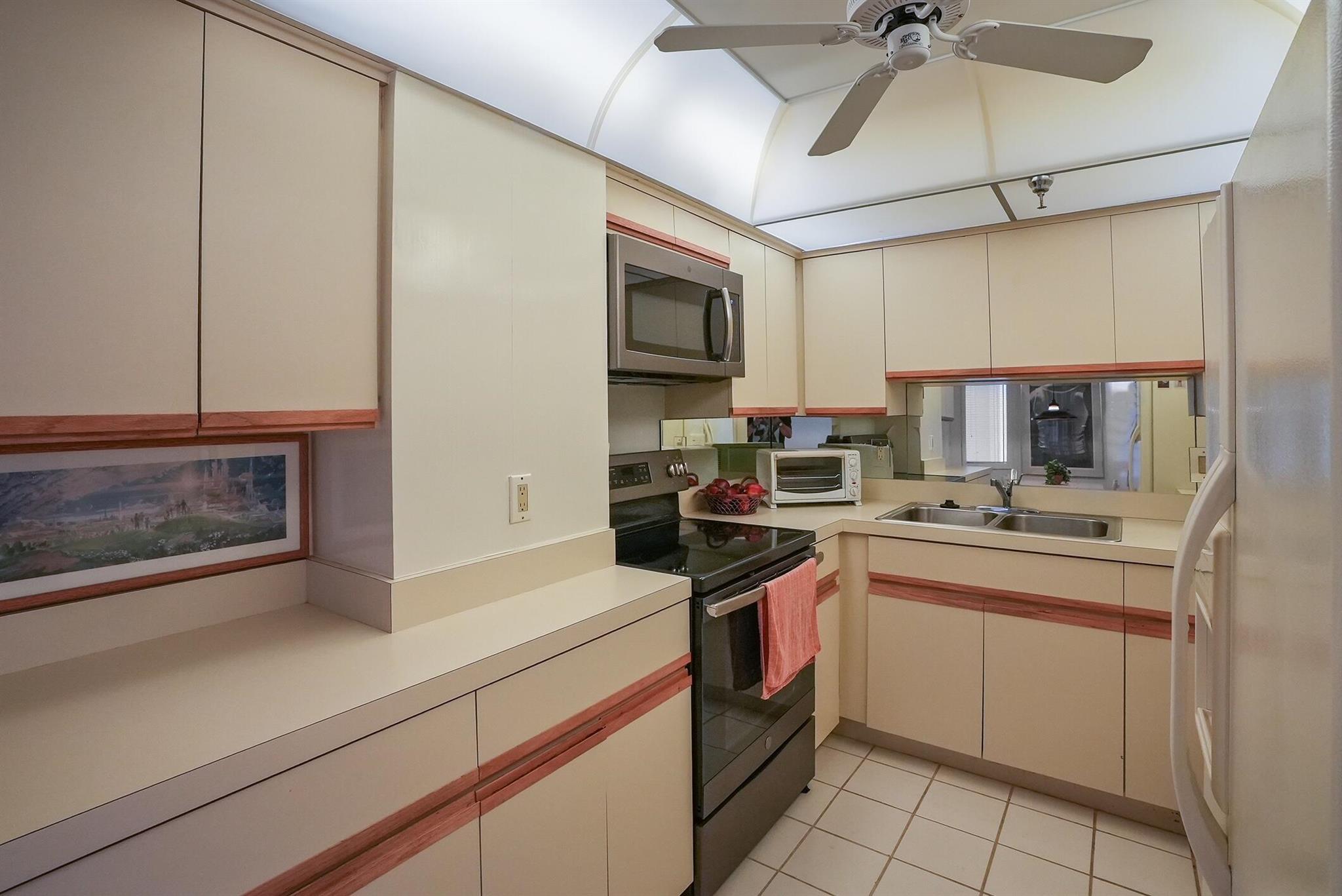 176 Helios Dr #102 Jupiter, FL 33477