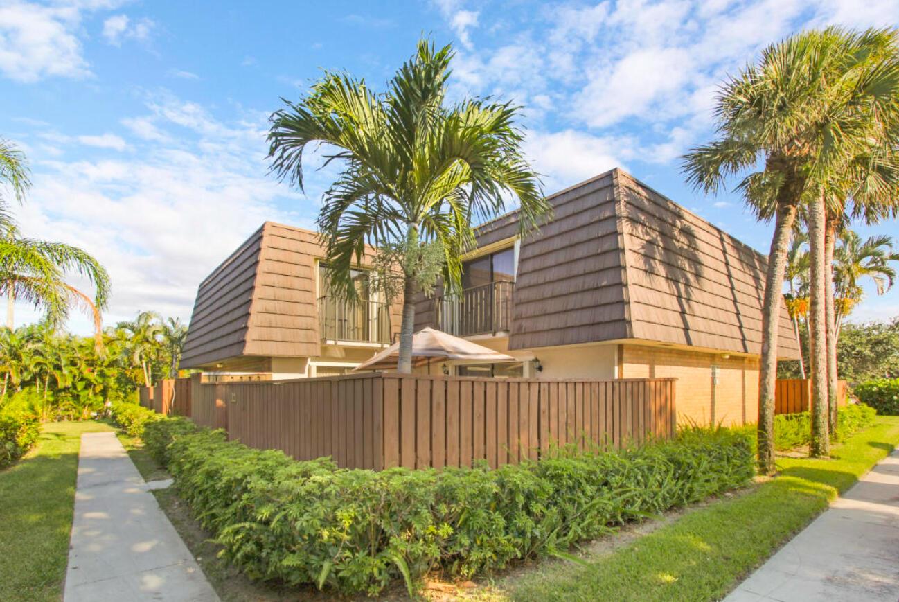 1909 19th Ct #33a Jupiter, FL 33477