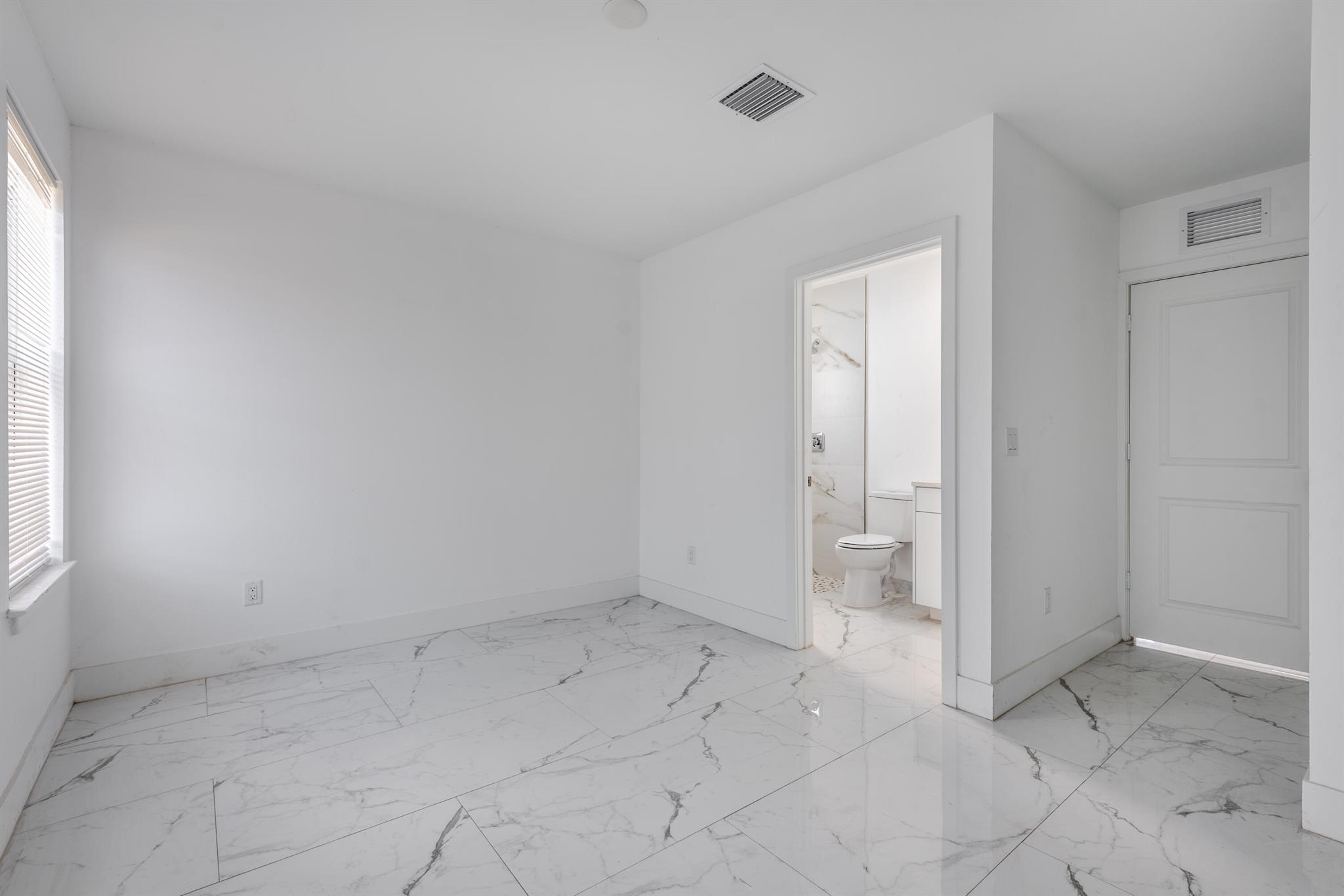 406 NW 12th Ave Boynton Beach, FL 33435