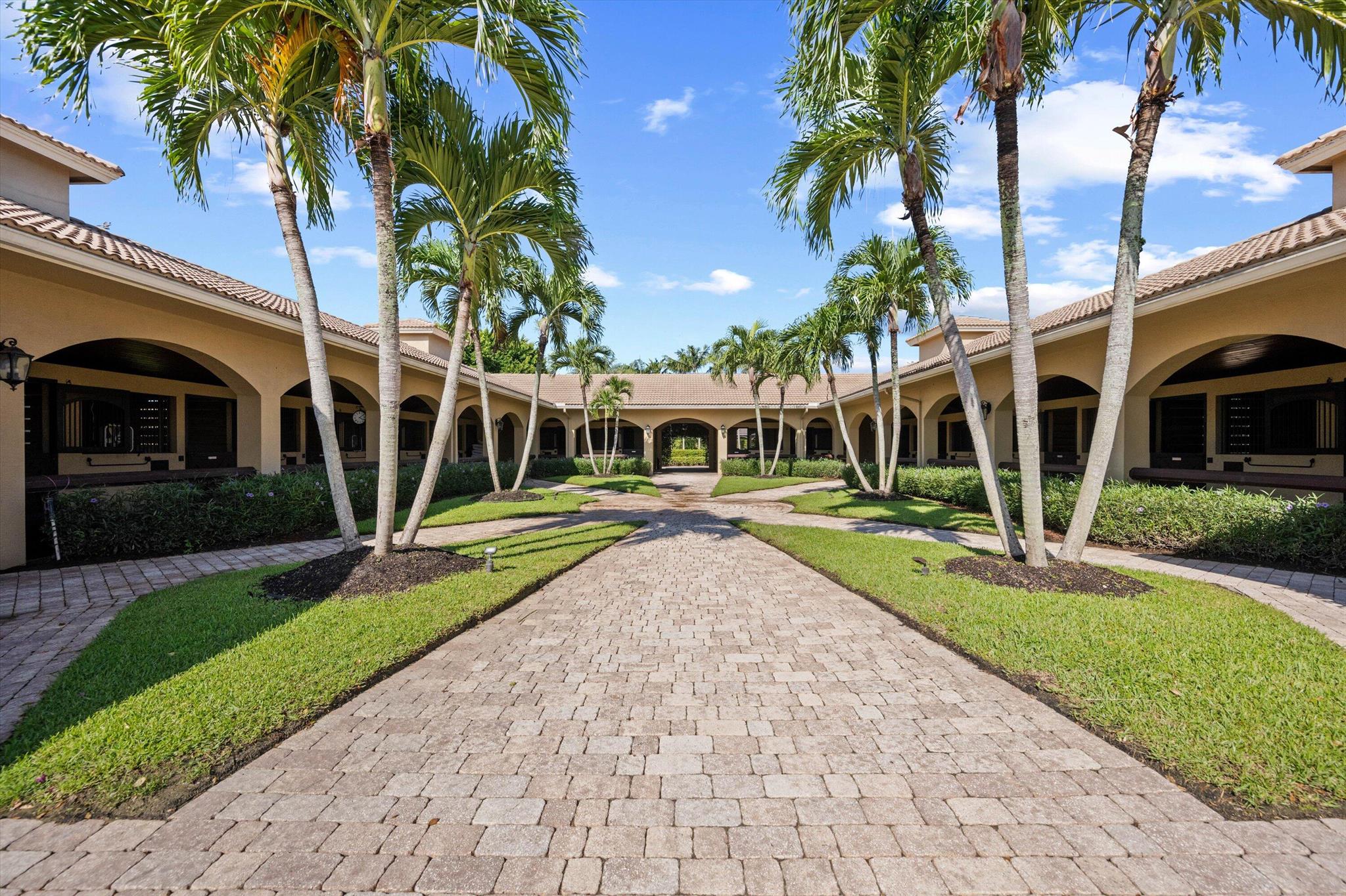 3508 Grand Prix Farms Dr Wellington, FL 33414